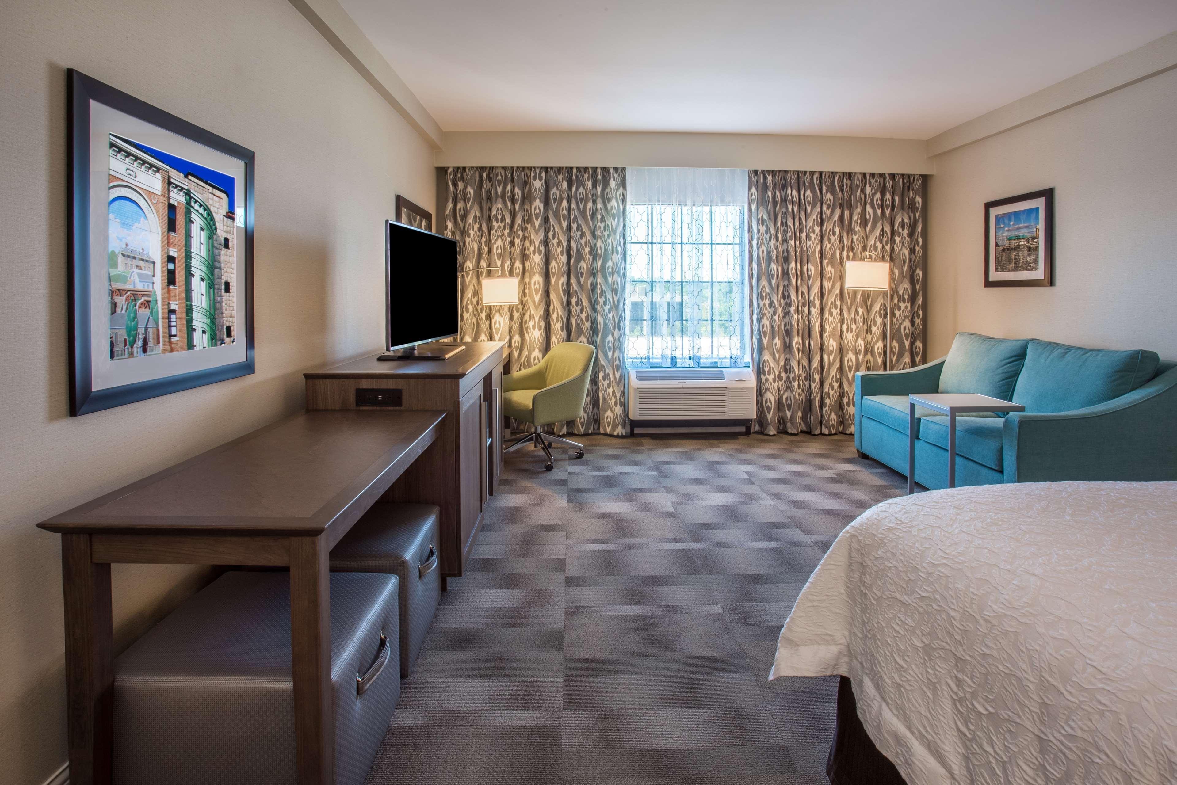 Hampton Inn & Suites Yonkers - Westchester Экстерьер фото