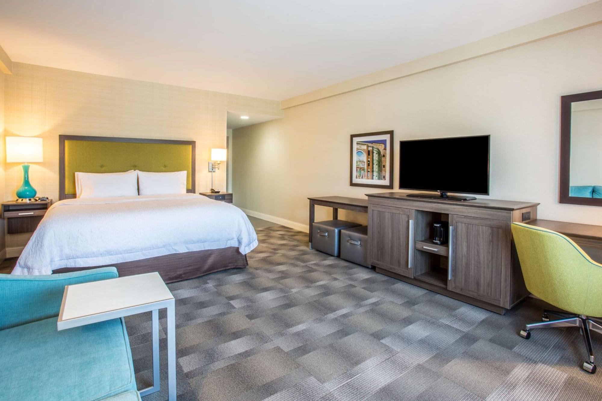 Hampton Inn & Suites Yonkers - Westchester Экстерьер фото