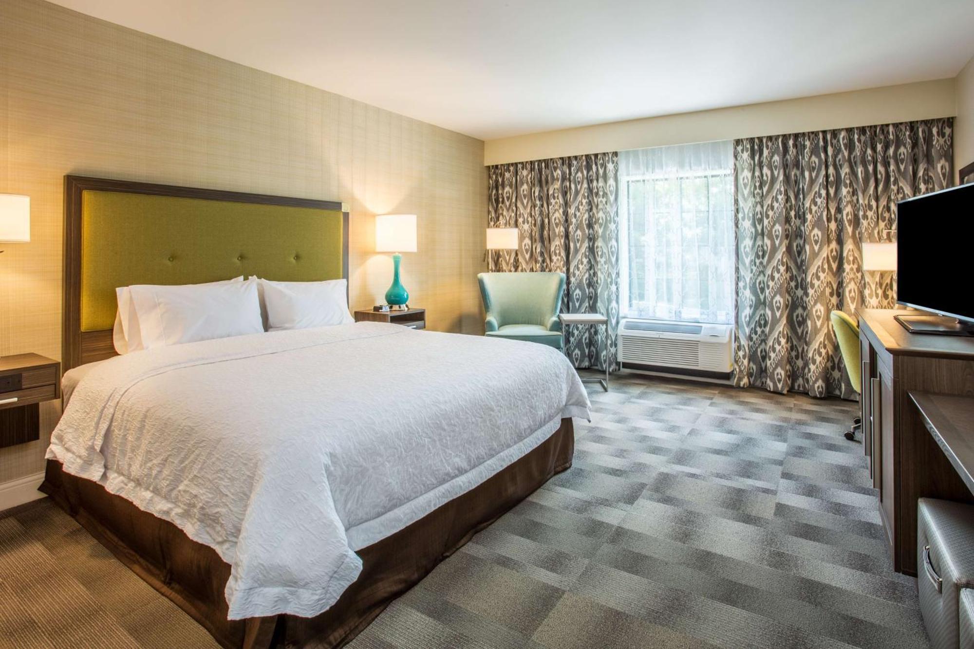 Hampton Inn & Suites Yonkers - Westchester Экстерьер фото