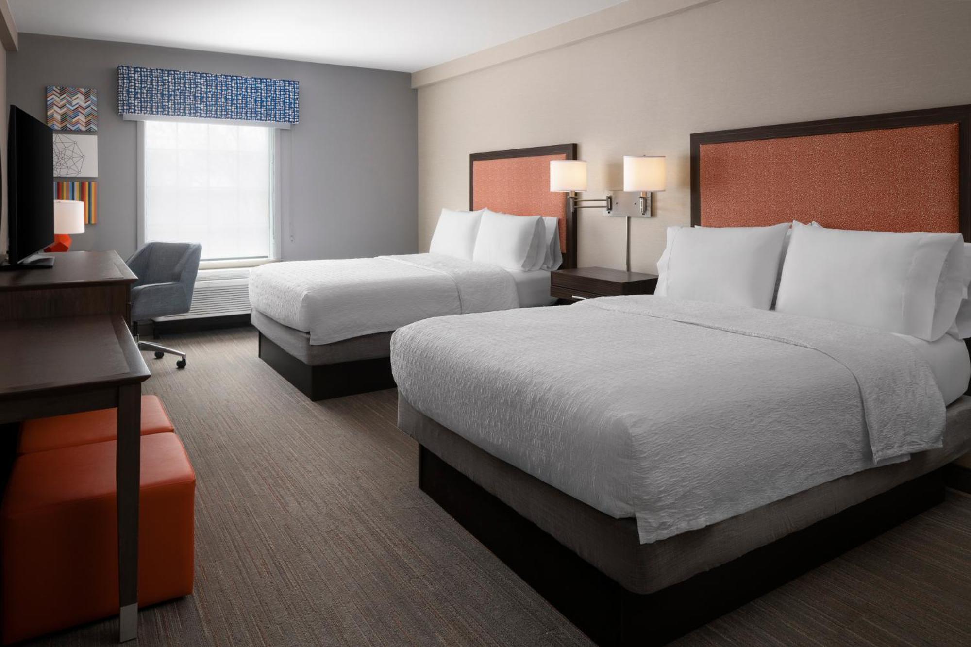 Hampton Inn & Suites Yonkers - Westchester Экстерьер фото