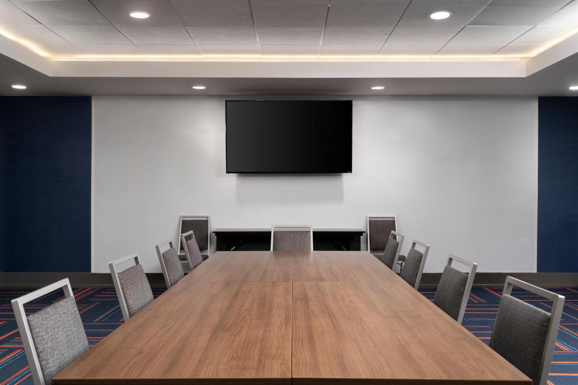 Hampton Inn & Suites Yonkers - Westchester Экстерьер фото